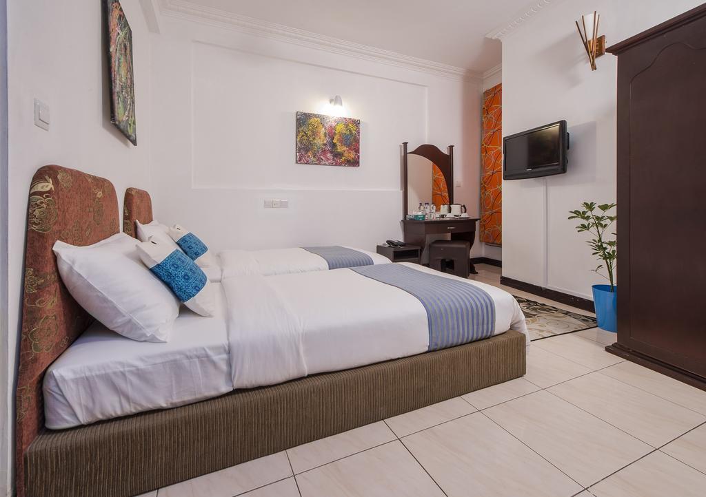 Central Boutique Inn Male Phòng bức ảnh
